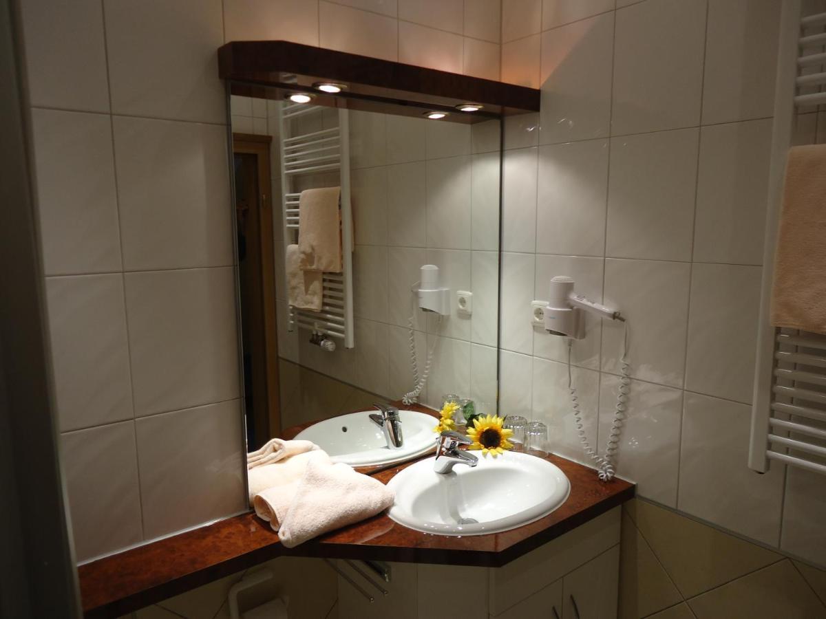 Gasthof-Hotel Dilger Rattenberg Extérieur photo