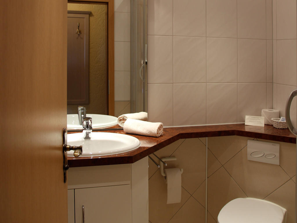Gasthof-Hotel Dilger Rattenberg Chambre photo
