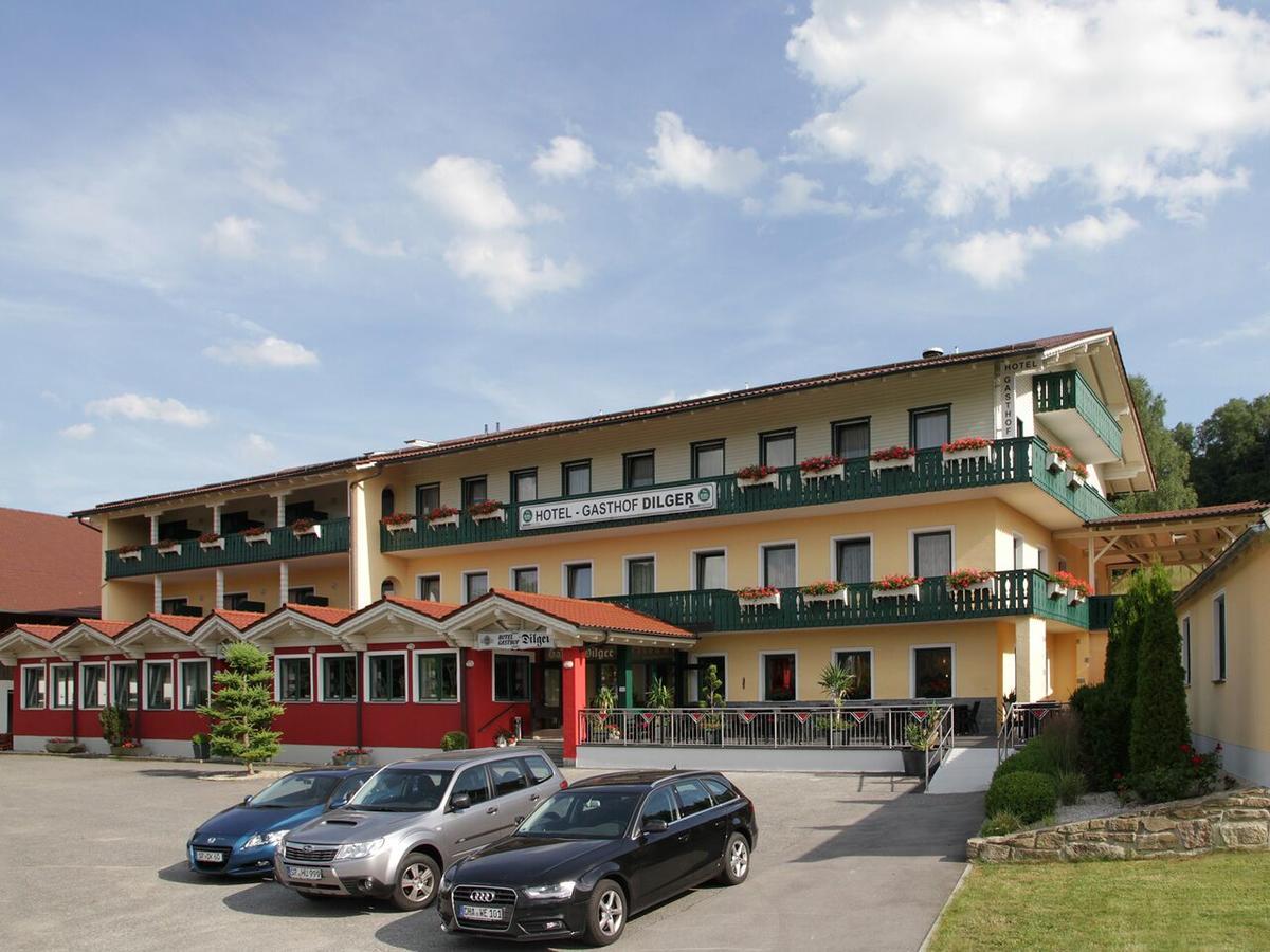 Gasthof-Hotel Dilger Rattenberg Extérieur photo