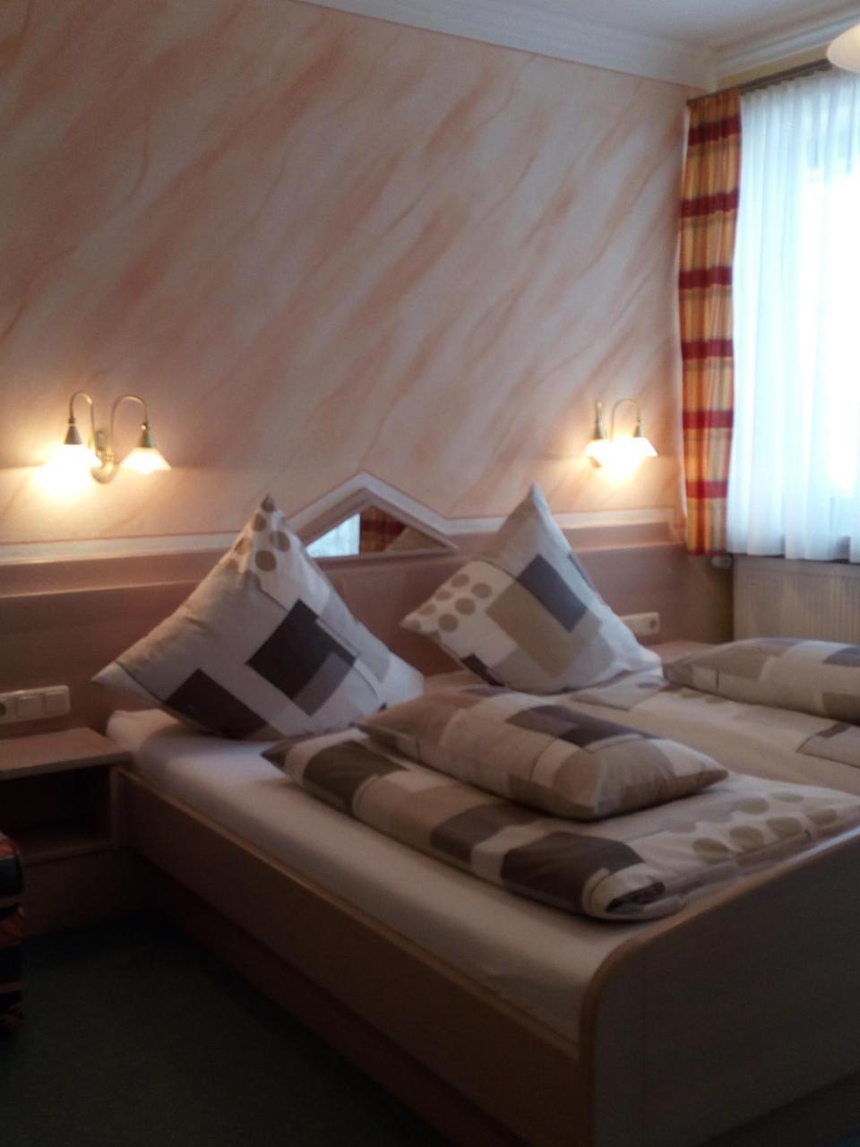 Gasthof-Hotel Dilger Rattenberg Extérieur photo